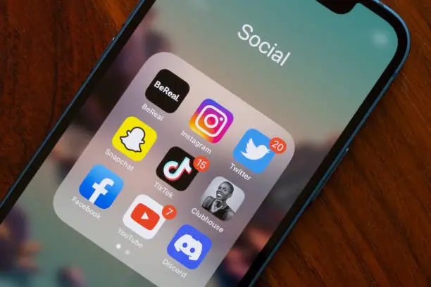 réseaux sociaux génération leads